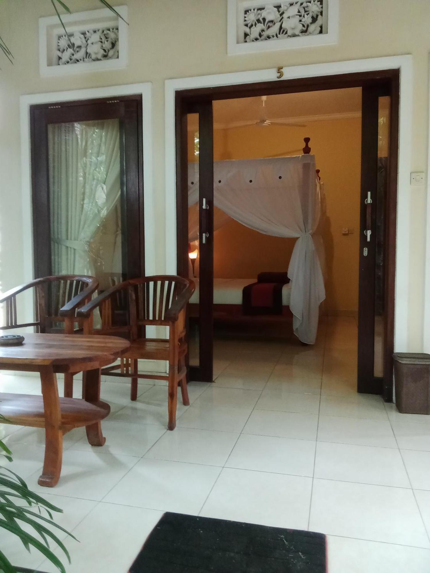 Pondok Aldi Hostel آميدْ المظهر الخارجي الصورة